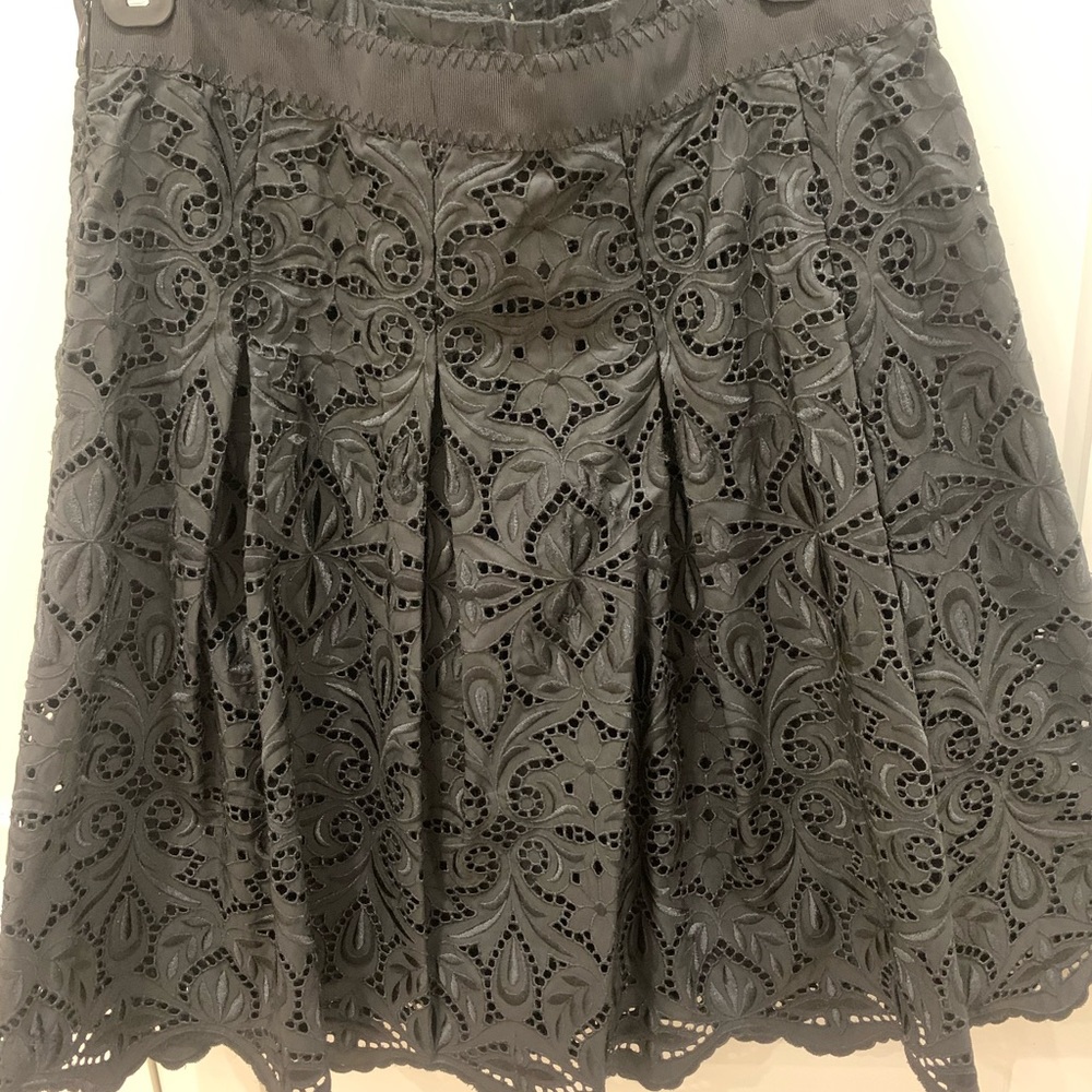 Elie Tahari  skirt